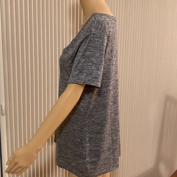 YOGO Athletica Top size L 100% polyester New without tags gray heather - Picture 4 of 7